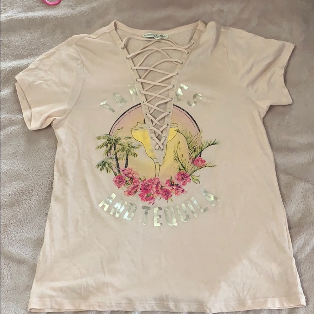 Lace up graphic tee